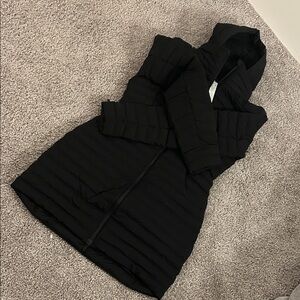 Lululemon Athletica Black Puffer jacket